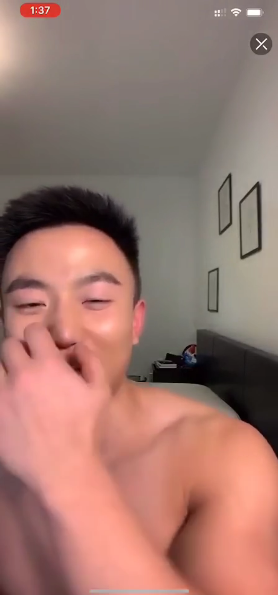 迷醉肌肉男